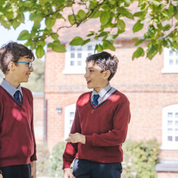 2 students having a chat